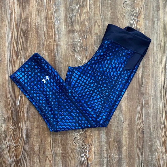 Under Armour Pants - Under Armour Blue Cropped Patterned Leggings